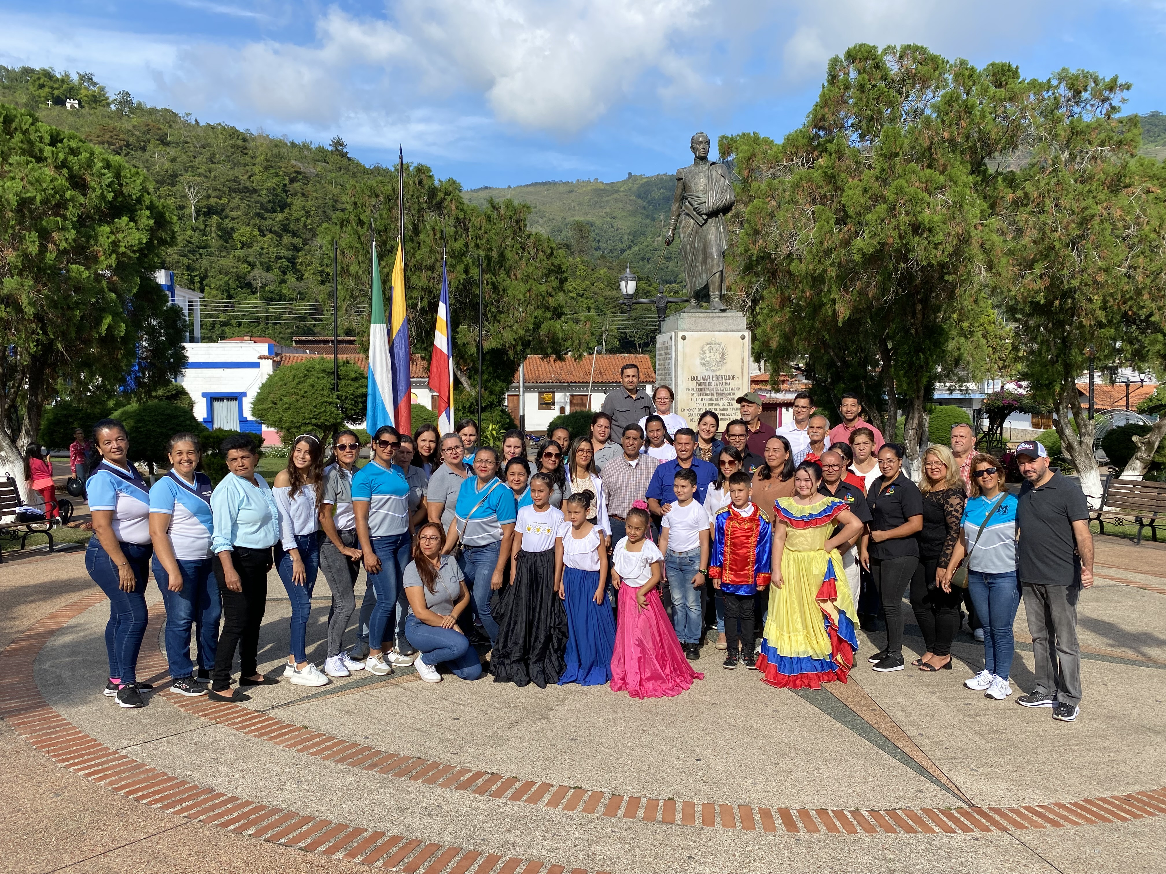 Diario Frontera, Frontera Digital,  Mocoties, ,En Zea autoridades e instituciones educativas recordaron el aniversario de la muerte de Simón Bolívar