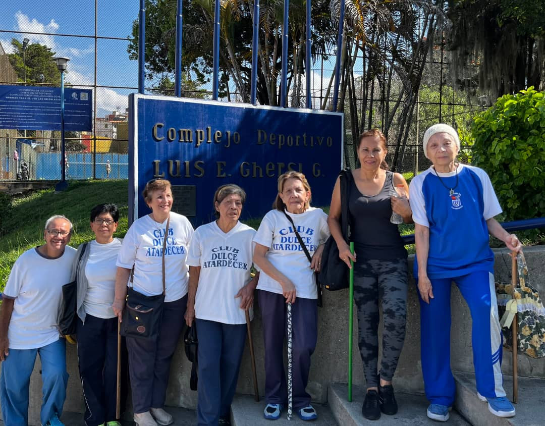 Diario Frontera, Frontera Digital,  Deportes, ,Los clubes “Reinas Doradas y Dulce atardecer” hacen vida deportiva dentro del Luis Ghersi Godoy