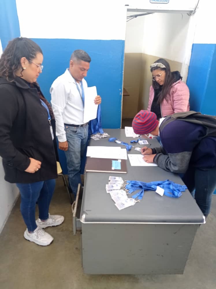 Diario Frontera, Frontera Digital,  Páramo, ,Quedó completamente carnetizado el personal 
de la Alcaldía del municipio Rangel