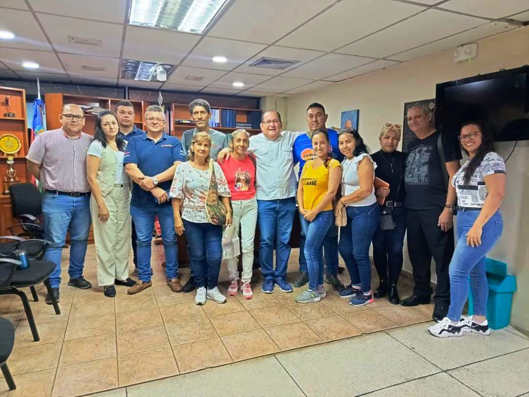 Diario Frontera, Frontera Digital,  El Vigía Panamericana, ,Ferivigía se reunió con las peñas taurinas
donde aclararon malos entendidos