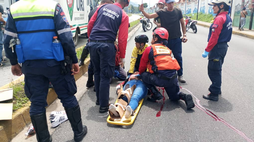 Diario Frontera, Frontera Digital,  Sucesos, ,Una joven fallecida y un mototaxista lesionado por colisión entre una moto y un carro en Mérida
