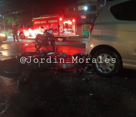 Diario Frontera, Frontera Digital,  Sucesos, ,Un joven herido dejó colisión múltiple en Mérida