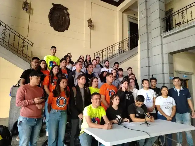 Diario Frontera, Frontera Digital,  Politica, ,Estudiantes de la ULA manifestaron su apoyo a Edmundo González y a María Corina Machado