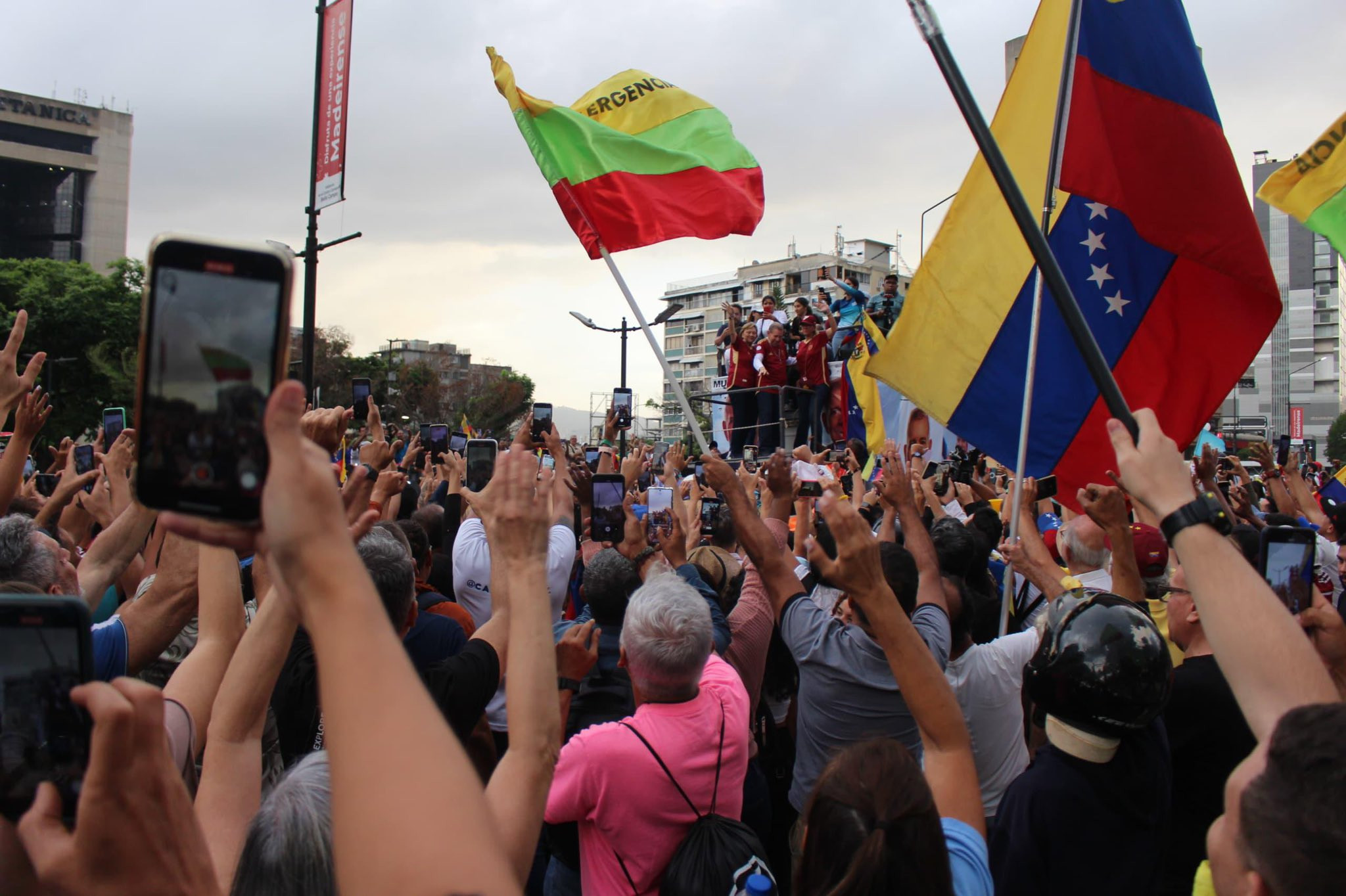 Diario Frontera, Frontera Digital,  Politica, ,Excarcelan a 12 opositores detenidos durante inicio de campaña de Edmundo González
