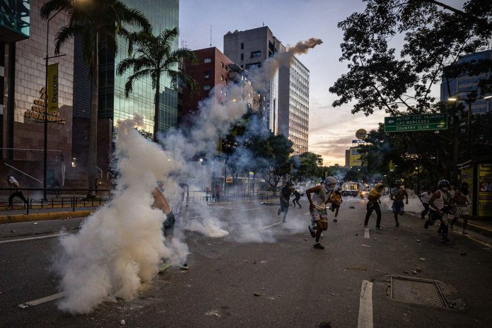Diario Frontera, Frontera Digital,  Sucesos, ,100 adolescentes detenidos por protestar contra los resultados de las elecciones