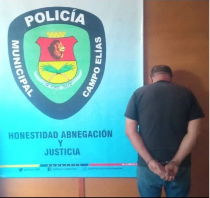 Diario Frontera, Frontera Digital,  Sucesos, ,Policía Municipal detuvo a ciudadano apodado "Carro Bomba" tras intentar quemar a su familia en Ejido