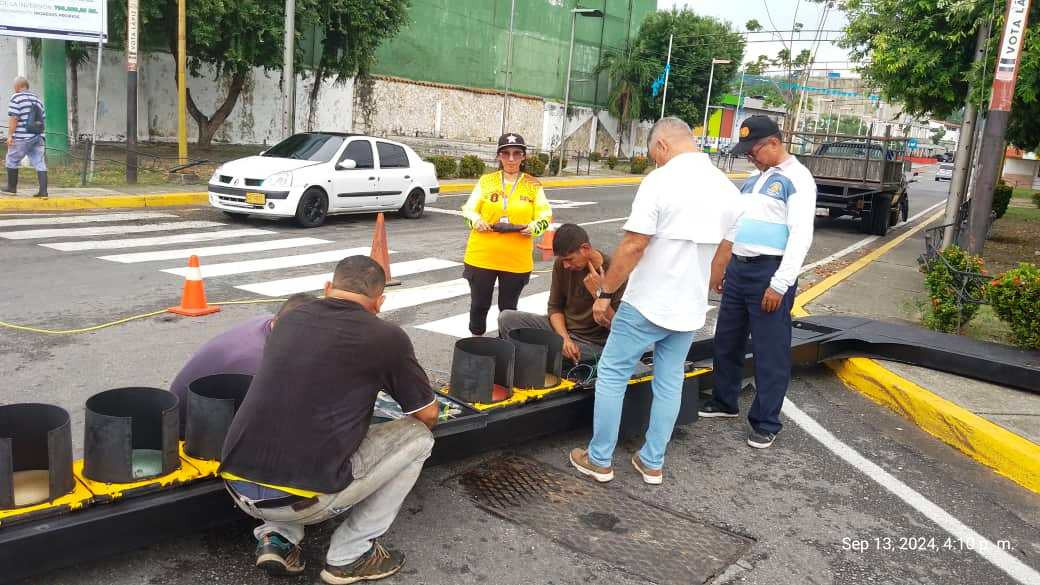 Diario Frontera, Frontera Digital,  El Vigía Panamericana, ,Recuperan semáforo de la avenida Bolívar con enlace vial Omaira Candela de Quintero