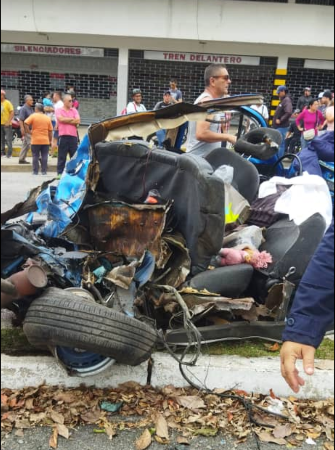 Diario Frontera, Frontera Digital,  Sucesos, ,Cinco fallecidos y 11 personas heridas dejó colisión múltiple en Mérida