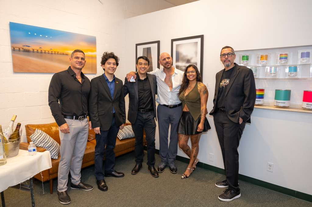 Diario Frontera, Frontera Digital,  Entretenimiento, ,Con una asistencia que superó todas las expectativas, la noche inaugural marcó el comienzo de una nueva etapa para la comunidad artística del sur de Florida.,A&O Fine Art Gallery deslumbra en su gran apertura y celebra el talento internacional