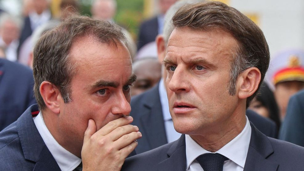 Diario Frontera, Frontera Digital,  Internacionales, ,El presidente Macron otorgó a Lecornu un plazo de 48 horas para intentar cerrar un pacto que evite el bloqueo parlamentario,En medio de la crisis política, Macron le pidió a Lecornu que siga negociando 
pero Le Pen desafió al Gobierno: “Dimisión o disolución”