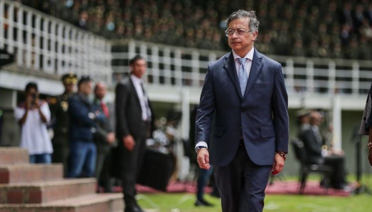 Diario Frontera, Frontera Digital,  Internacionales, ,El presidente Gustavo Petro confirmó que dio la orden de bombardear y disolver el frente detectado por las tropas,Petro ordena bombardeo contra disidencias de ‘Iván Mordisco’ en Guaviare, 
mientras la paz total va a la deriva