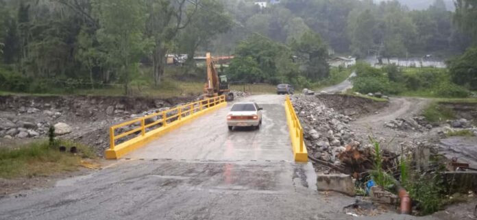 Diario Frontera, Frontera Digital,  Regionales, ,Reactivan paso vehicular en el puente Puerto Río en Mérida