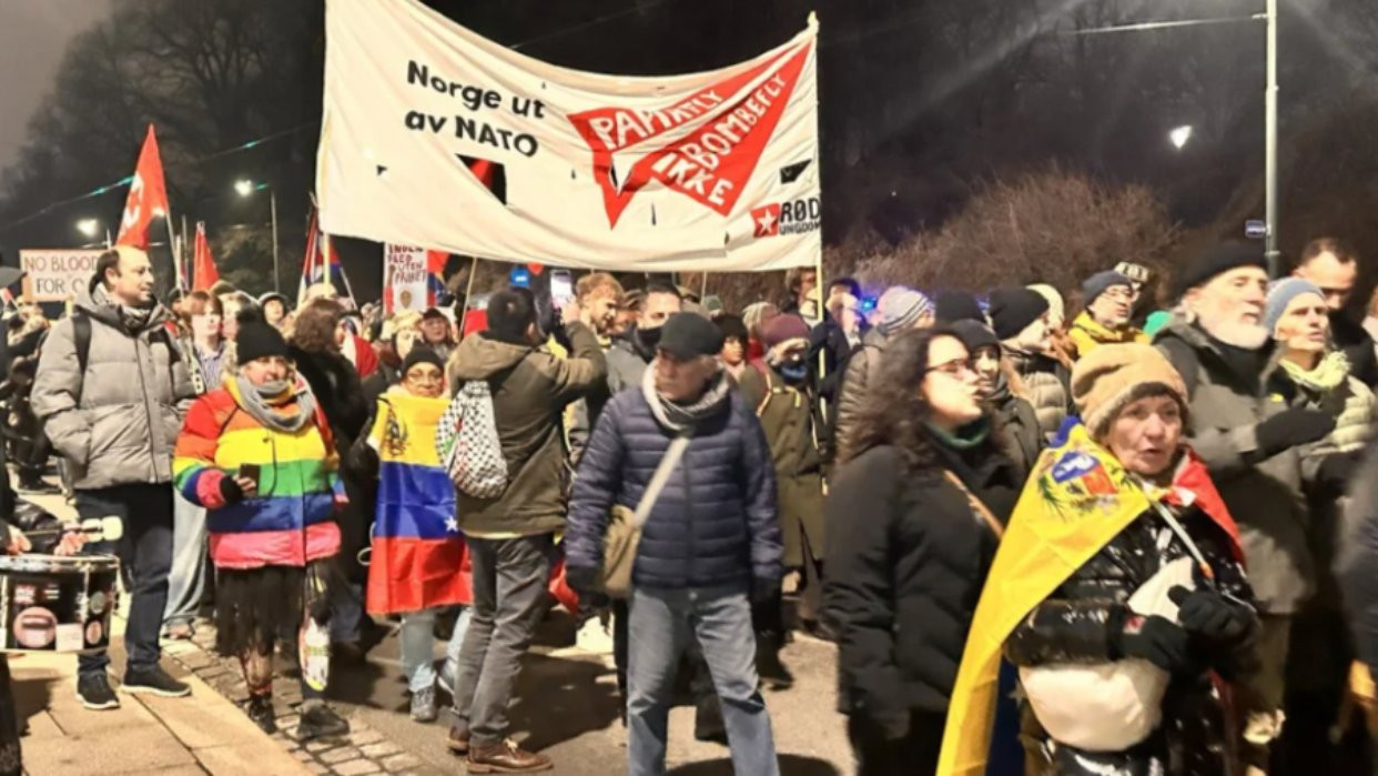 Diario Frontera, Frontera Digital,  Internacionales, ,Entre las imágenes destacadas, se pueden ver grandes multitudes marchando con pancartas en mano, acompañadas de una consigna, reflejando el sentir de quienes se oponen a este galardón,Masivas manifestaciones en Oslo contra entrega del Premio Nobel a MCM