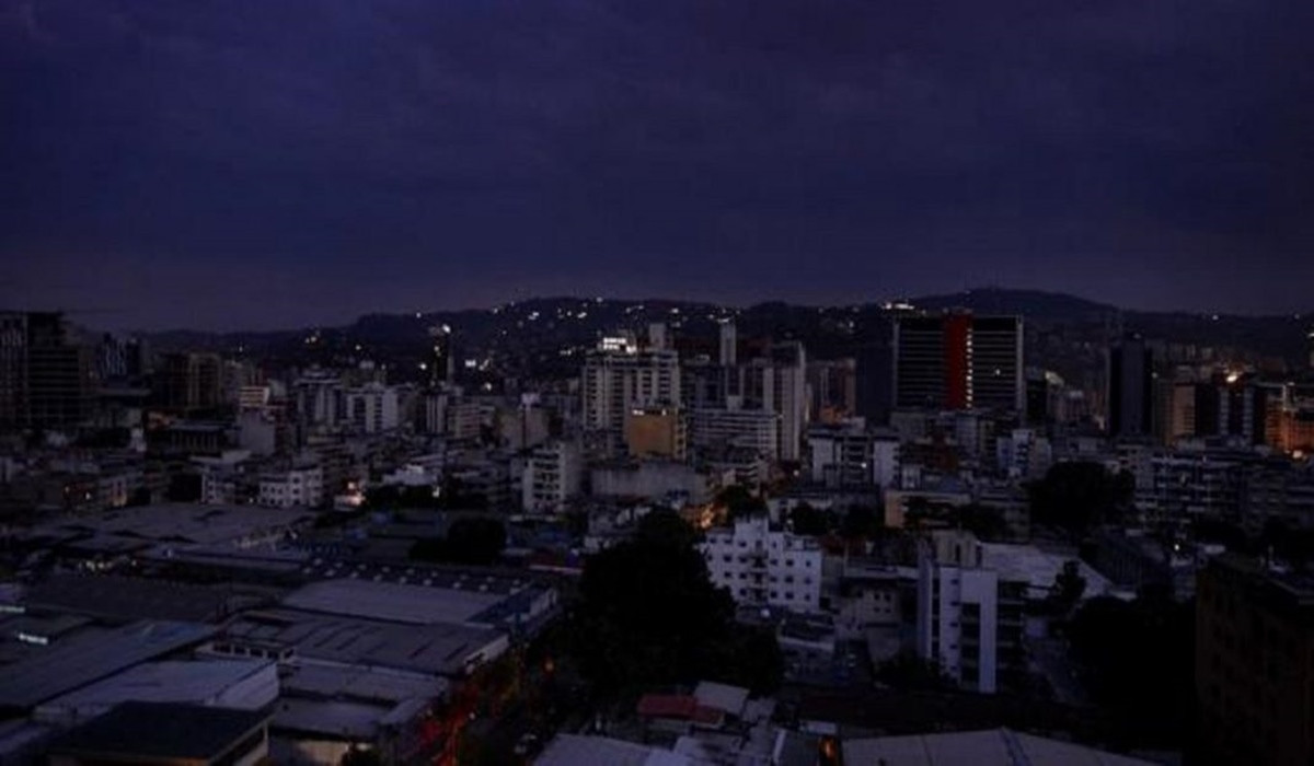 Diario Frontera, Frontera Digital,  Nacionales, ,Fuerte fluctuación eléctrica afecta varias zonas del país