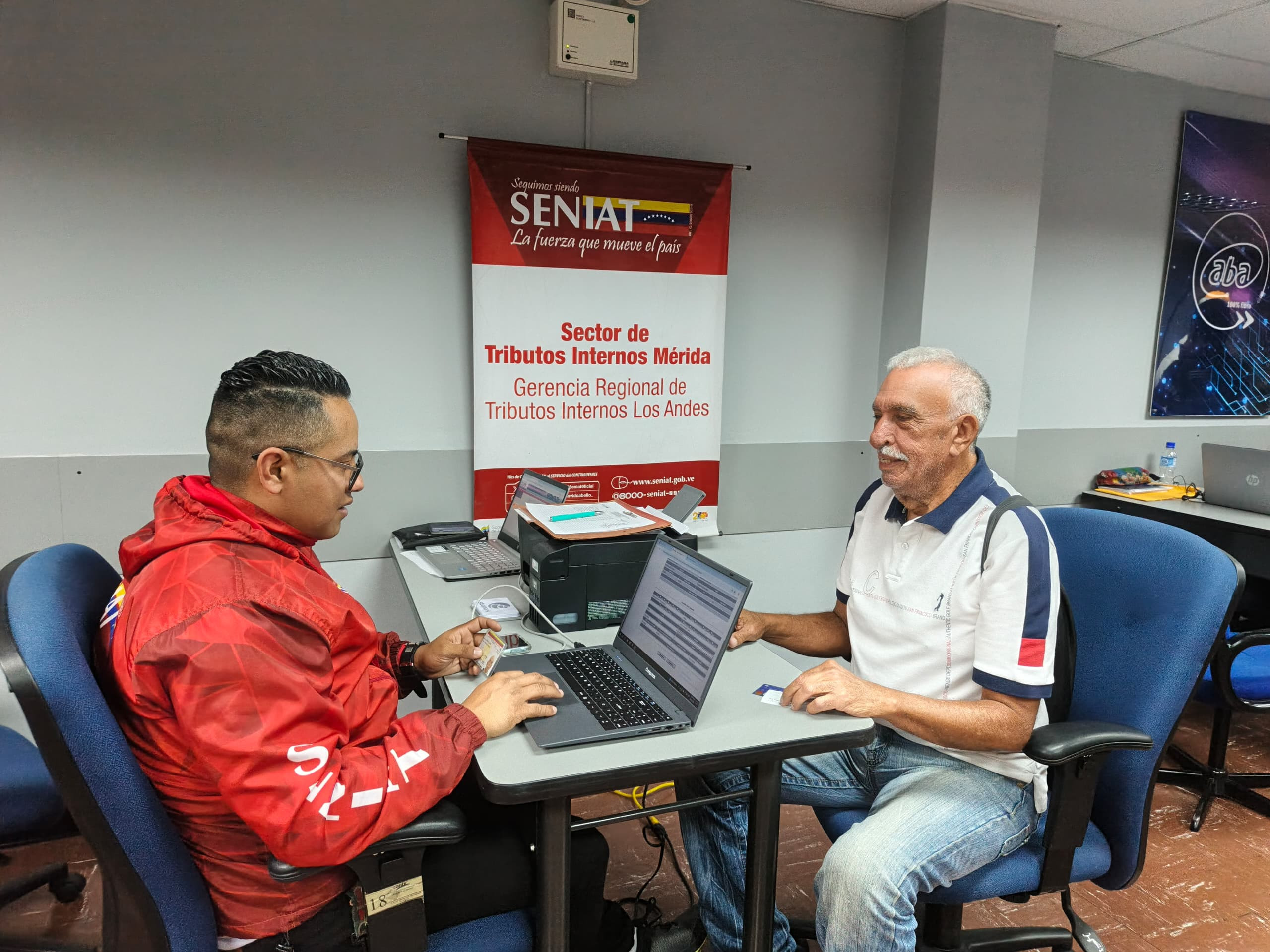 Diario Frontera, Frontera Digital,  Regionales, ,José David Cabello Rondón, Superintendente Nacional Aduanero y Tributario, destacó que esta actividad responde a las instrucciones del presidente de la República, Nicolás Maduro, quien ha insistido en fortalecer la atención directa al pueblo,Seniat Mérida realizó operativo de RIF en Cantv 
y atendió a más de 15 trabajadores