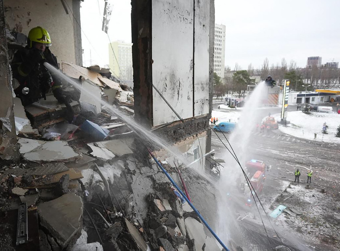 Diario Frontera, Frontera Digital,  Internacionales, ,Foto: Servicio de emergencia ucraniano / AFP,Rusia bombardea Kiev en vísperas de la reunión entre Trump y Zelenski