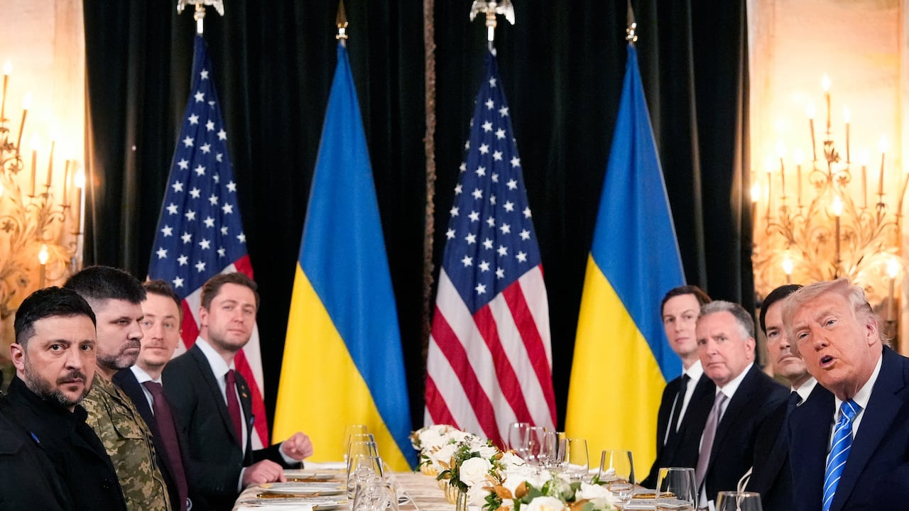Diario Frontera, Frontera Digital,  Internacionales, ,Aunque saludó una reunión productiva, el presidente estadounidense reconoció que la cuestión más delicada -la posible partición de territorios- sigue sin resolverse,Zelenski, tras reunirse con Trump: "Las garantías de seguridad con EE.UU. están acordadas al 100%"