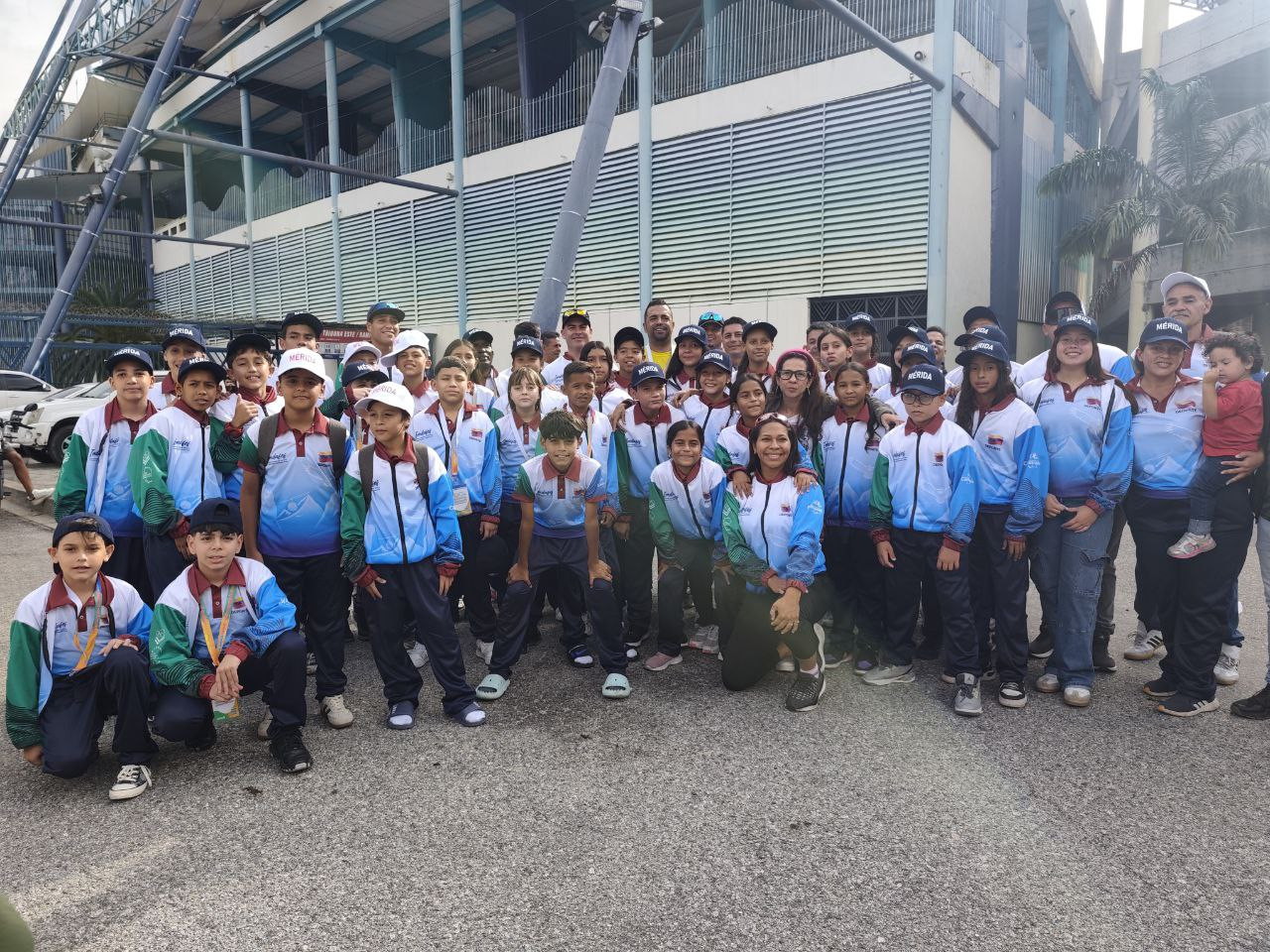 Diario Frontera, Frontera Digital,  Deportes, ,Los deportes que abrirán el telón competitivo para Mérida en la máxima justa deportiva comunal del país —promovida por el presidente Nicolás Maduro— serán boxeo, levantamiento de pesas y karate do, en Trujillo; mientras que judo, balonmano y fútbol sala lo harán en Táchira,Primera avanzada de Mérida partió a los III Judenacom 2025