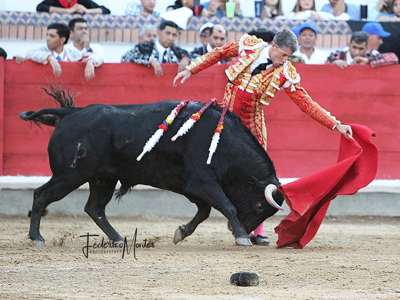 Diario Frontera, Frontera Digital,  Entretenimiento, ,FERIA DE SAN SEBASTIÁN – TERCERA DE ABONO │  Puerta Grande para la terna en tarde de excesos de cierre de feria