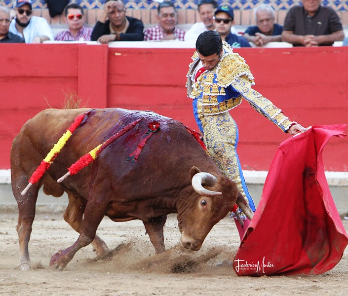 Diario Frontera, Frontera Digital,  Entretenimiento, ,Emilio de Justo, triunfador de San Cristóbal y Suárez, mejor faena