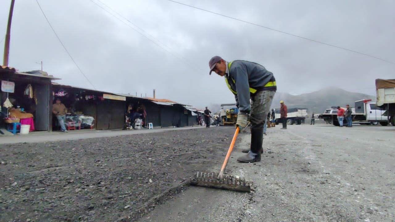 Diario Frontera, Frontera Digital,  Páramo, ,Gobernador Jehyson Guzmán aplica 2 500 toneladas de asfalto en la Troncal 007