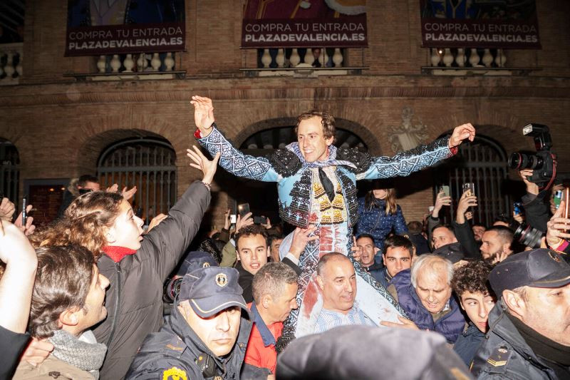 Diario Frontera, Frontera Digital,  Entretenimiento, ,La gesta humana de Román por encima del gesto artístico con una encastada corrida de La Quinta en Valencia