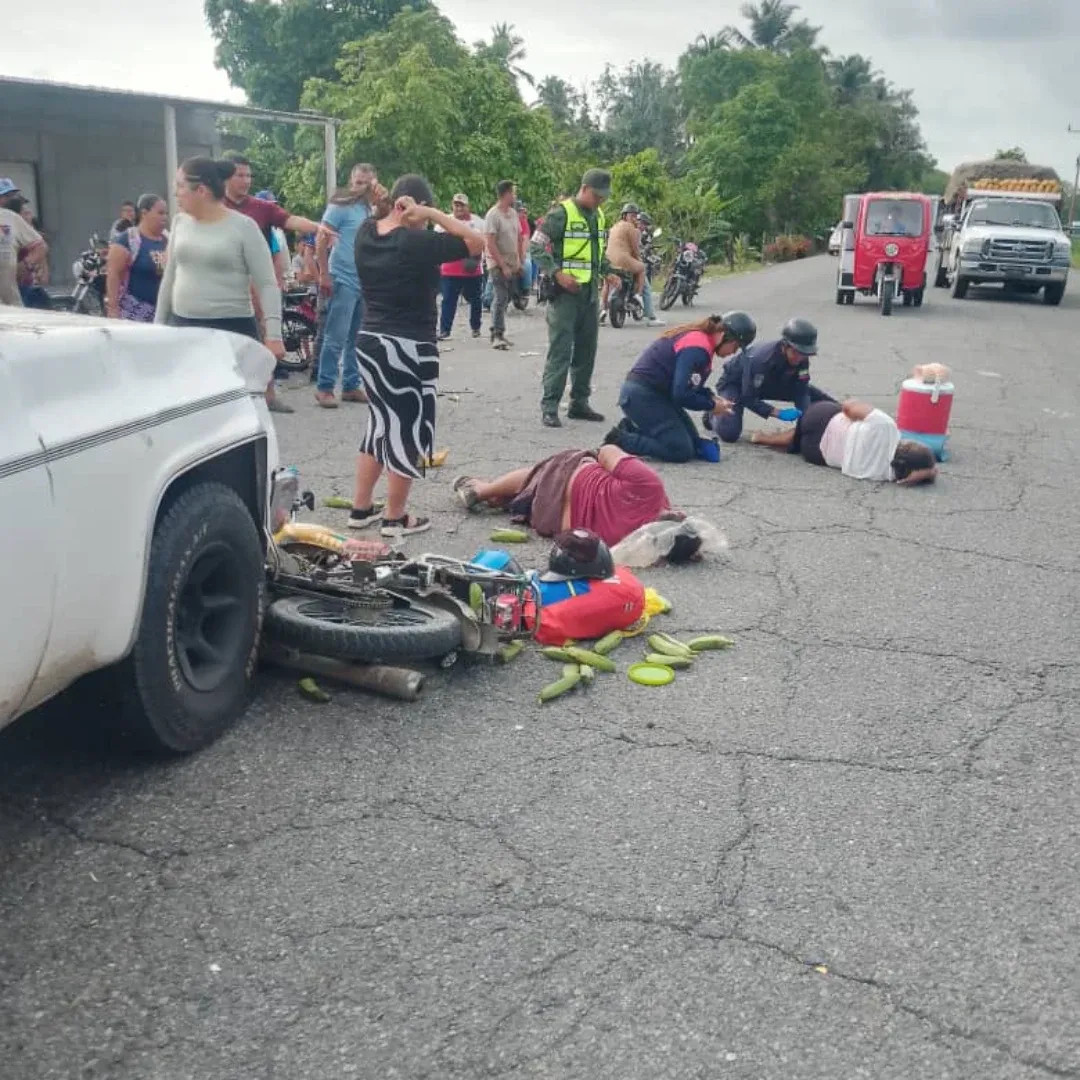 Diario Frontera, Frontera Digital,  Sucesos, ,Dos motorizados resultaron heridos tras accidente en El Moralito del Zulia