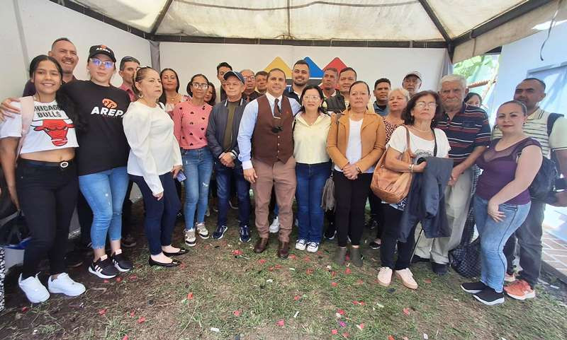Diario Frontera, Frontera Digital,  Politica, ,Armando De La Rotta formaliza su candidatura a la Gobernación de Mérida ante el CNE