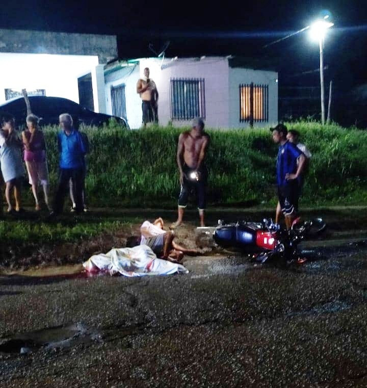 Diario Frontera, Frontera Digital,  Sucesos, ,Colisión entre una moto y un vehículo
dejó un fallecido y un herido en Nueva Bolivia