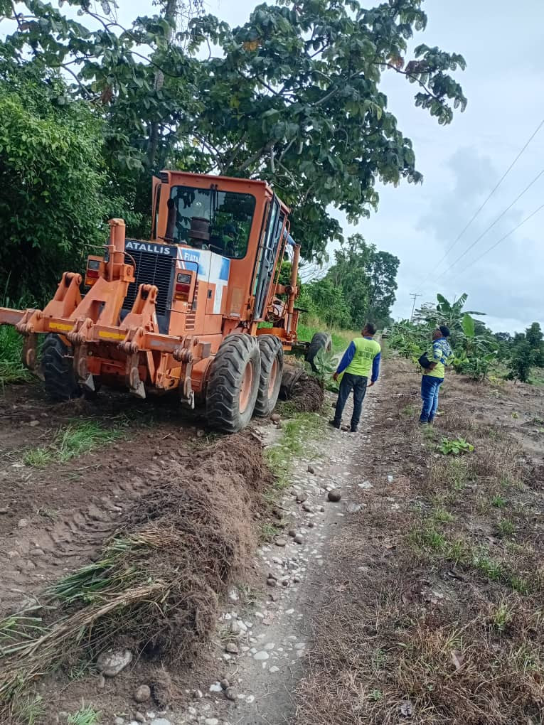 Diario Frontera, Frontera Digital,  El Vigía Panamericana, ,Alcalde José Alberto Suárez impulsa la reconstrucción de la vía agrícola en la parroquia Tucaní