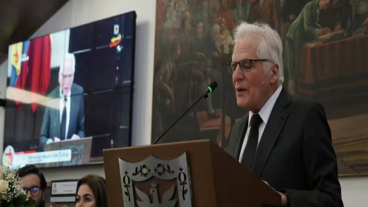 Diario Frontera, Frontera Digital,  Internacionales, ,Padre de Miguel Uribe Turbay será el nuevo precandidato 
presidencial colombiano para las elecciones de 2026