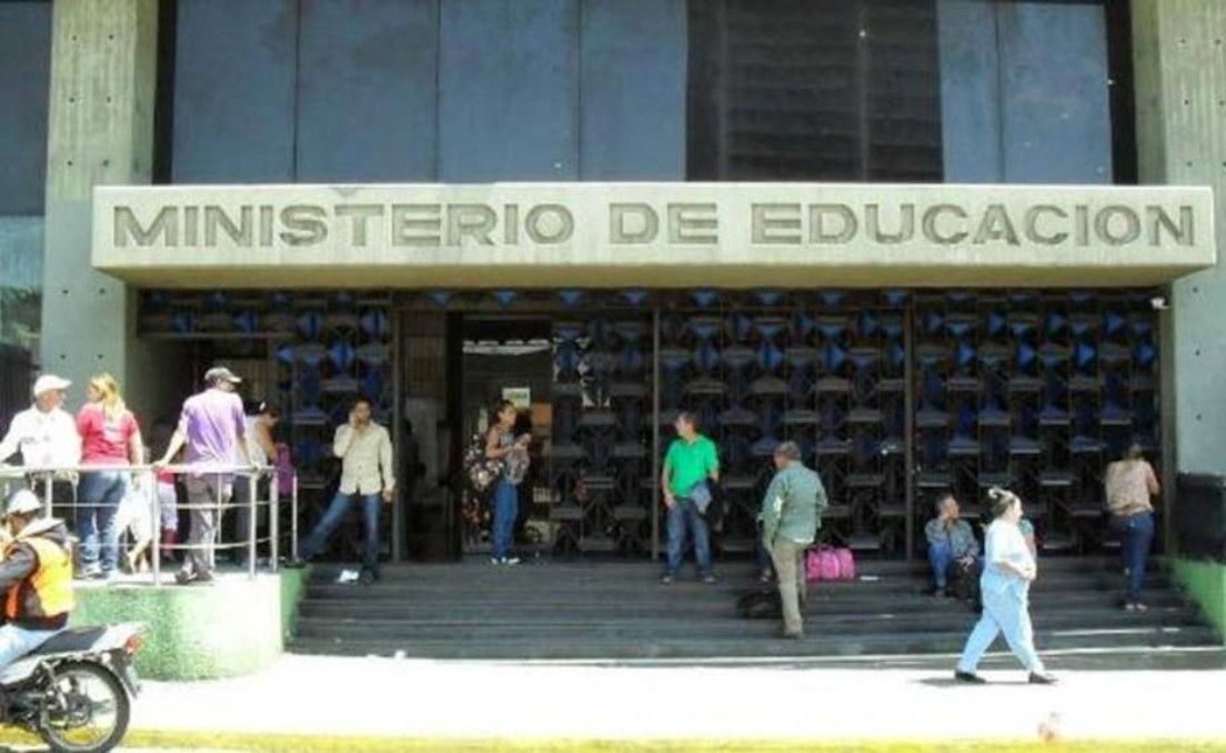 Diario Frontera, Frontera Digital,  Nacionales, ,Ministerio de Educación paga cestaticket a los docentes: reportan retrasos y monto incompleto