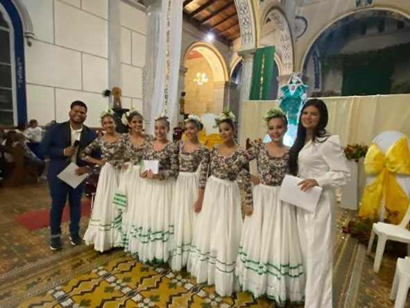 Diario Frontera, Frontera Digital,  Regionales, ,El evento, ya una tradición en el municipio, contó con la presencia de la reina saliente Andrea Pereira, las princesas de 2024, autoridades municipales y el pueblo en genera,Emotiva serenata y coronación de las Princesas Mercedarias enaltecen a la Virgen en Zea