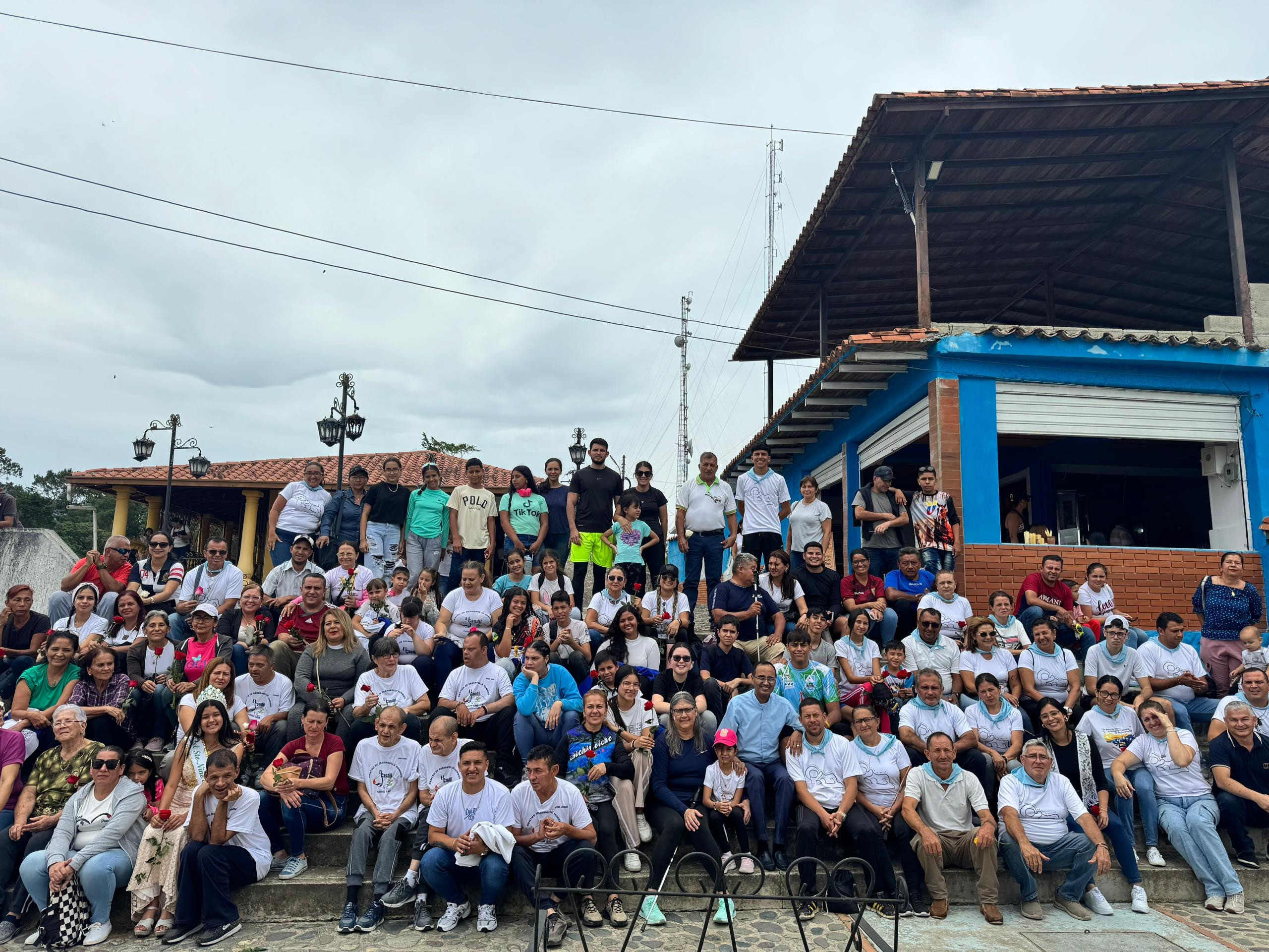 Diario Frontera, Frontera Digital,  Mocoties, ,Zea celebró el centenario de la Capilla del Santo Niño de La Cuchilla con misa y caminata conmemorativa