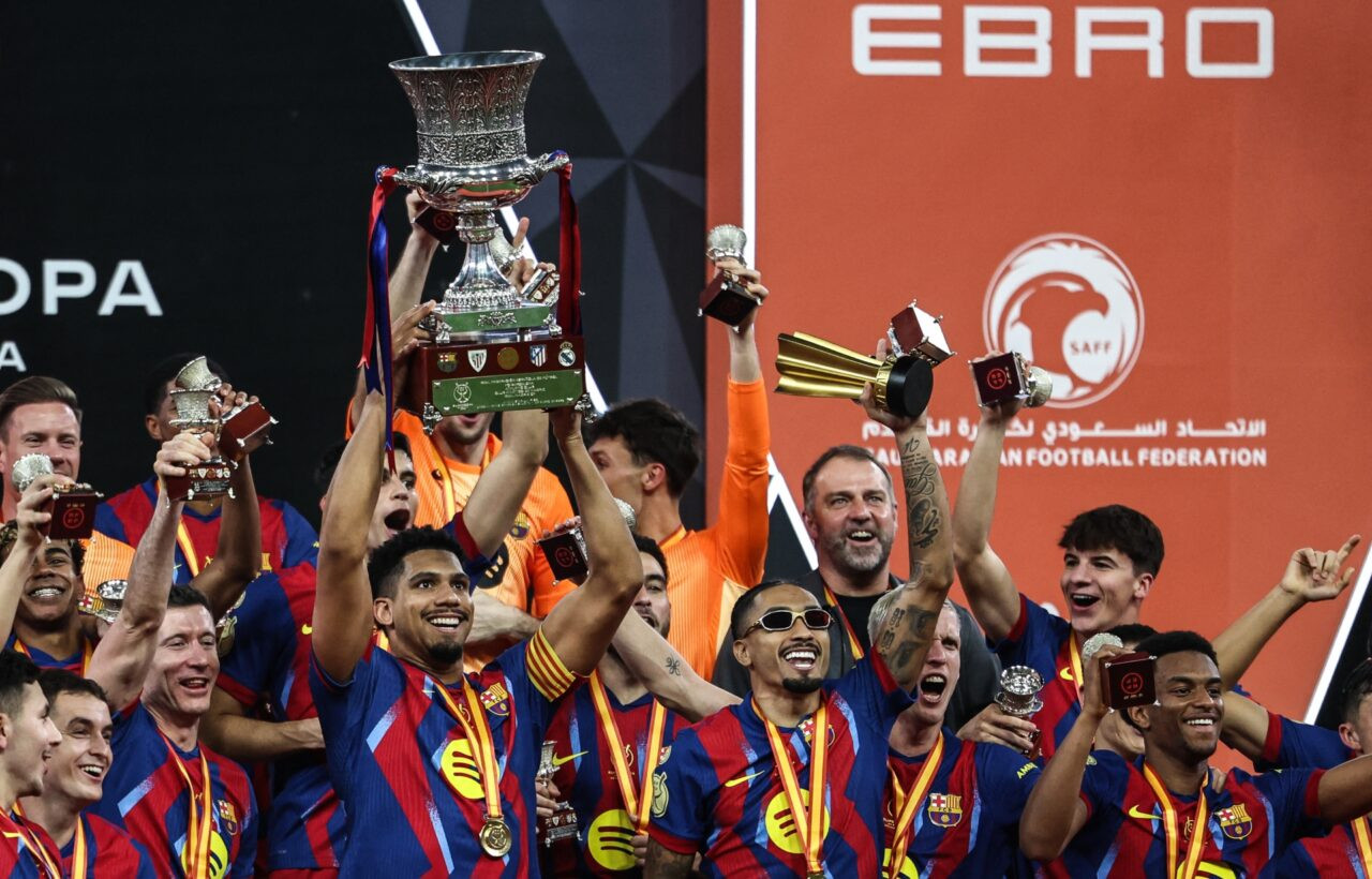 Diario Frontera, Frontera Digital,  Deportes, ,Barcelona ganó este 11 de enero la Supercopa. Foto: AFP,Barcelona gana la Supercopa ante el Real Madrid gracias a un doblete de Raphinha