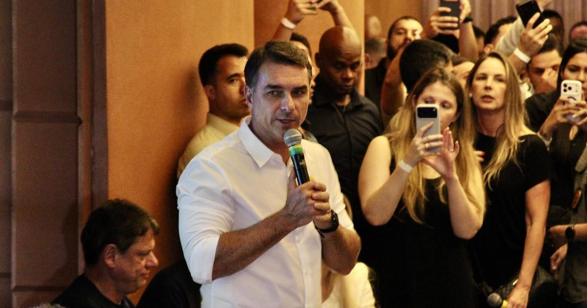 Diario Frontera, Frontera Digital,  Internacionales, ,Flávio Bolsonaro retoma visitas a su padre en medio de elecciones