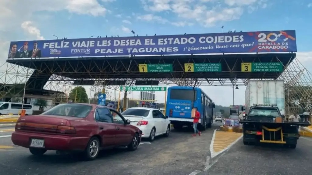 Diario Frontera, Frontera Digital,  Nacionales, ,Tras el incidente, comisiones de la Guardia Nacional Bolivariana (GNB), la Policía Nacional Bolivariana (PNB) y el Cuerpo de Investigaciones Científicas, Penales y Criminalísticas (CICPC) se desplegaron en el sitio para iniciar las pesquisas,Ocho heridos tras ataque a tiros contra autobús 
con hinchas del Deportivo Táchira en Cojedes