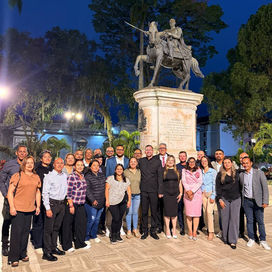 Frontera Digital, Diario Frontera, Alcalde Nelson Álvarez entregó primera etapa de recuperación de la plaza Bolívar