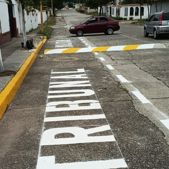 Frontera Digital,  Regionales,  Alcaldía de Mérida ejecuta demarcación en avenida Flor de Mayo