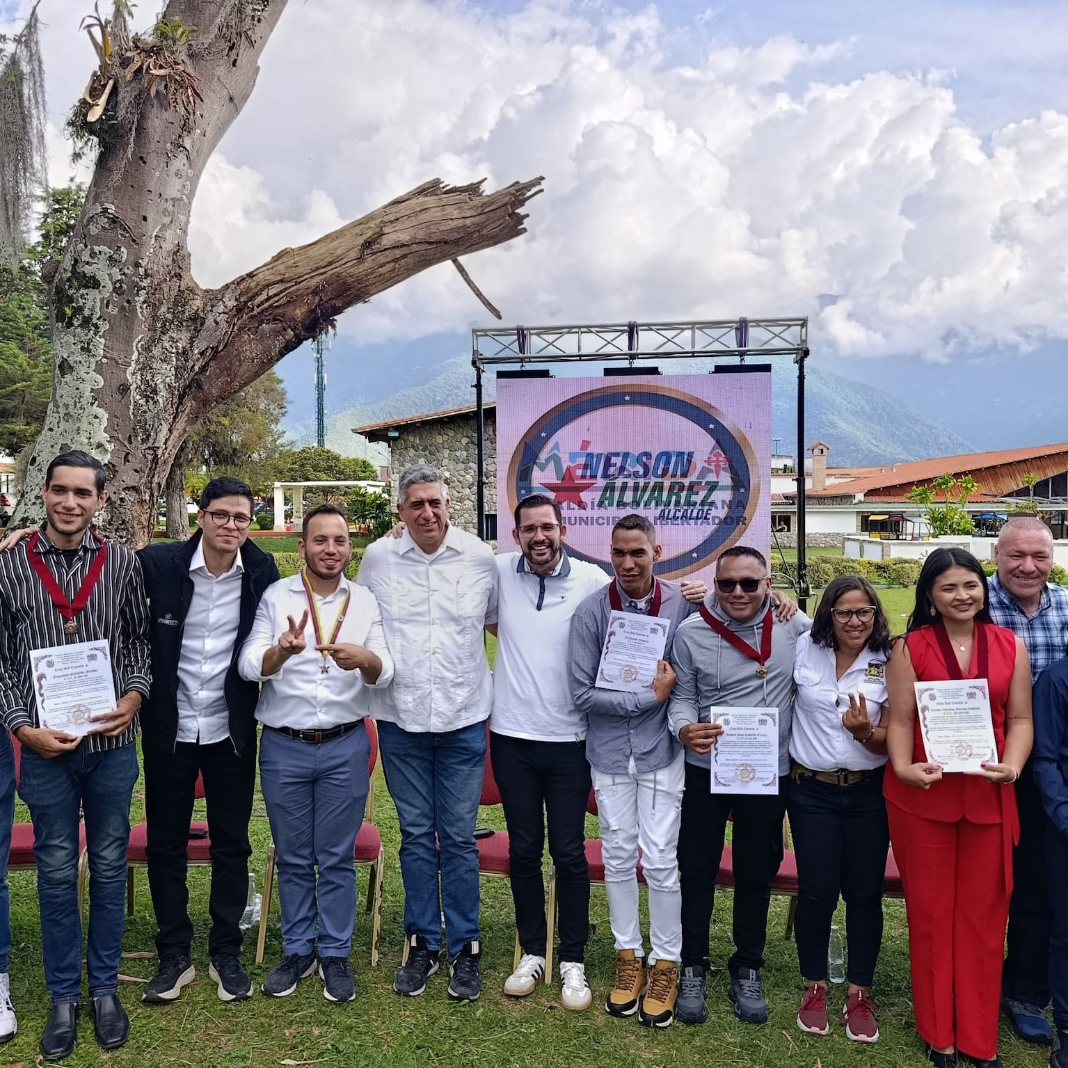 Diario Frontera, Frontera Digital,  Regionales, ,Juventud merideña fue condecorada durante sesión especial del Concejo Libertador