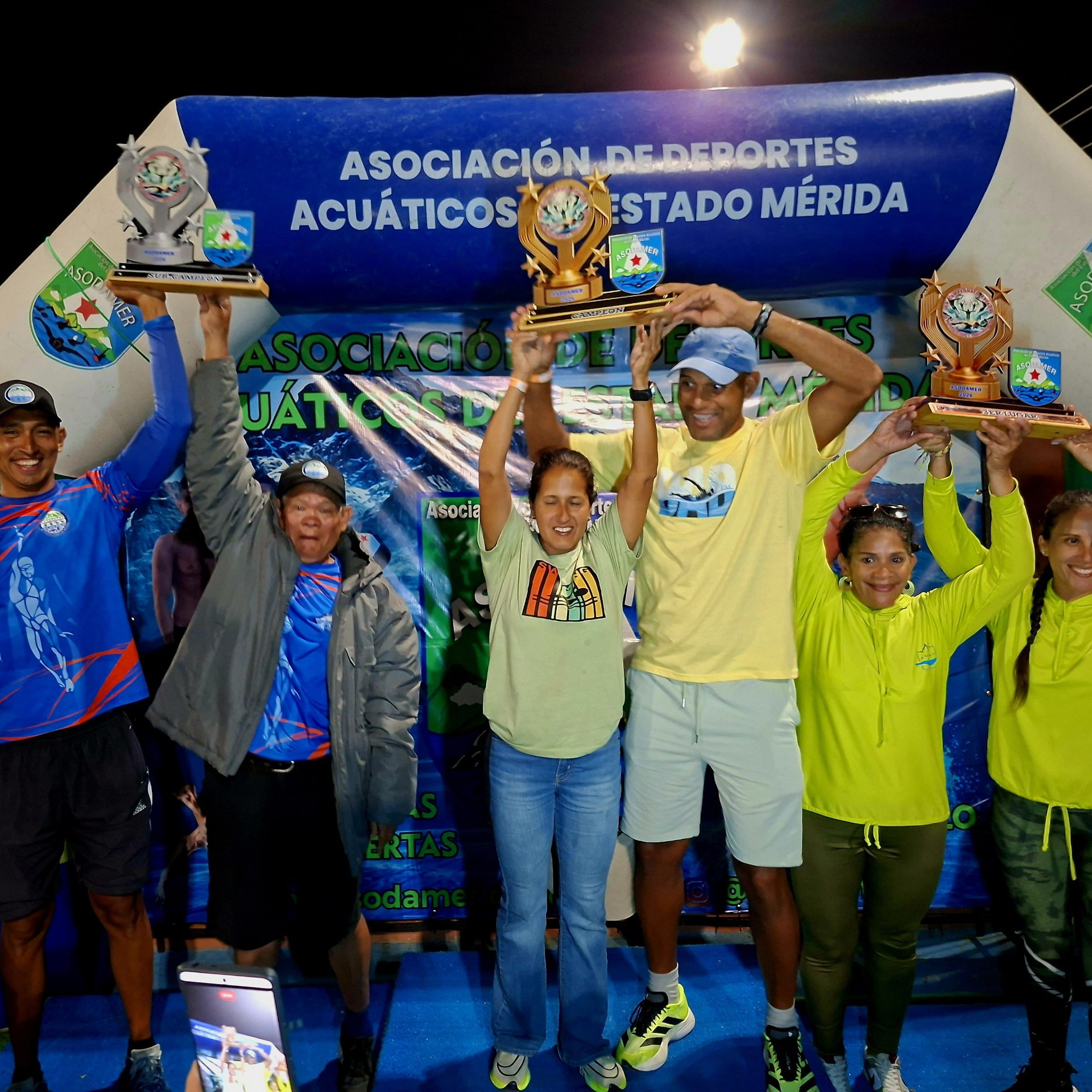 Frontera Digital,  Deportes,  ‎Club de Natación Tovar se titula campeón en el torneo de natación  Asodamer 2026