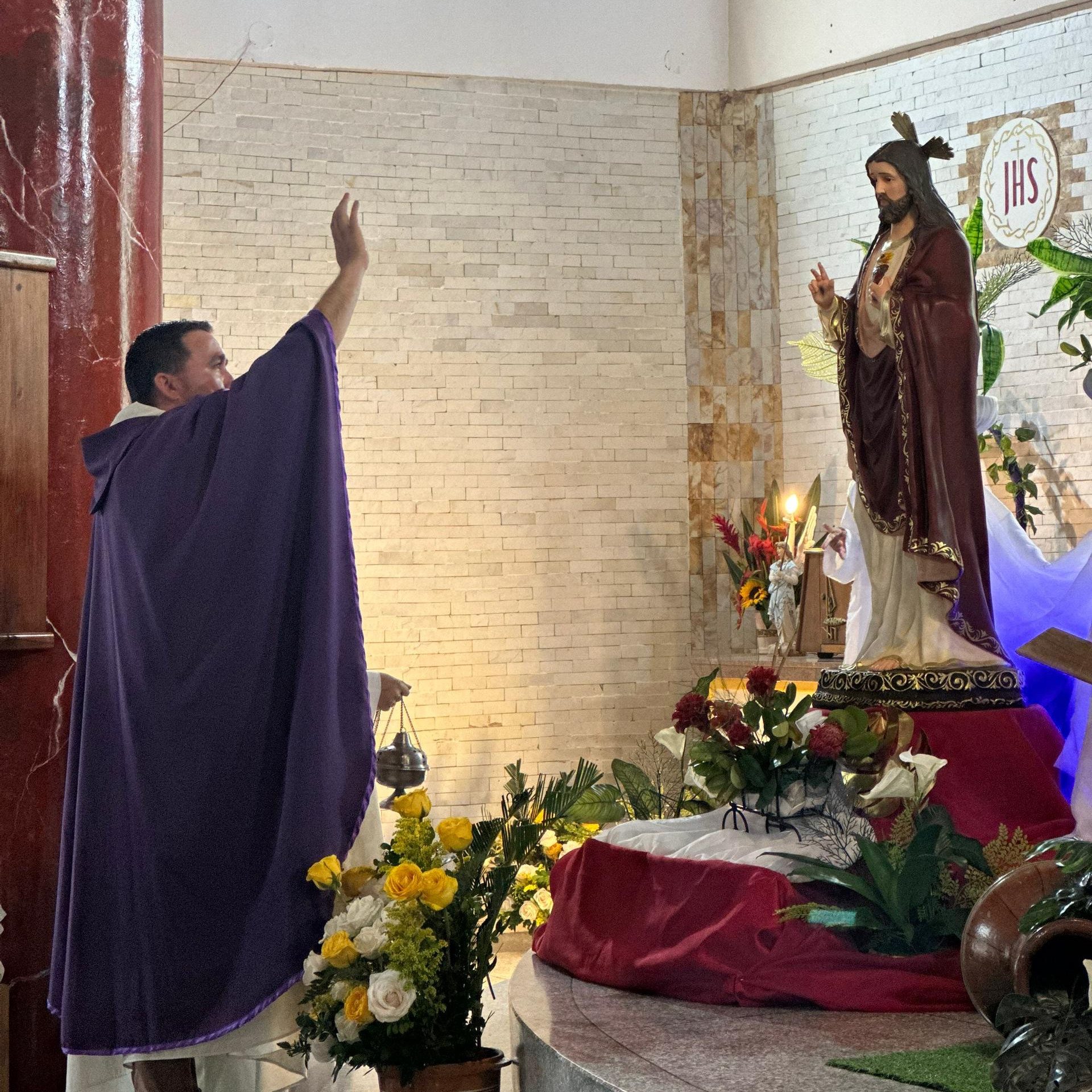Frontera Digital,  Mocoties,  En Zea con júbilo y devoción: Caño el Tigre recibe la imagen del Sagrado Corazón de Jesús