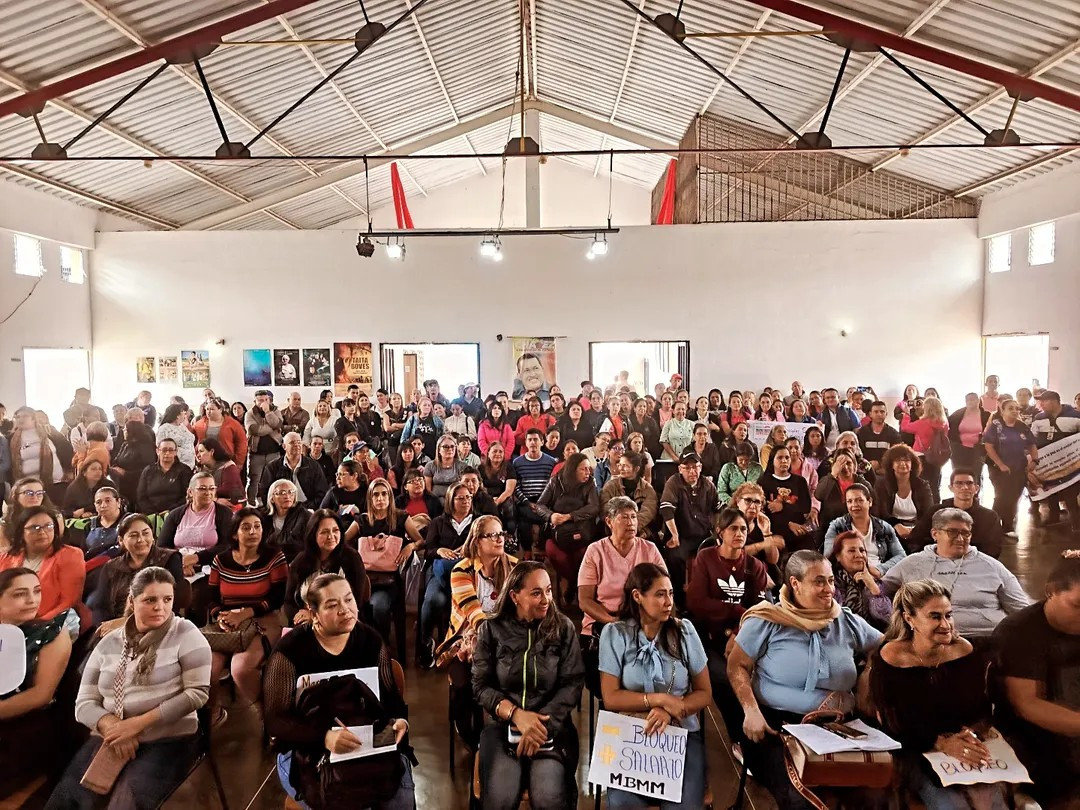 Diario Frontera, Frontera Digital,  Politica, Regionales, ,Bajo la consigna "¡Menos sanciones, más salarios dignos!", el magisterio regional reafirma su unidad,Este 14 de abril el magisterio merideño se movilizó con determinación 
en la Comuna Bicentenaria 16 de Septiembre