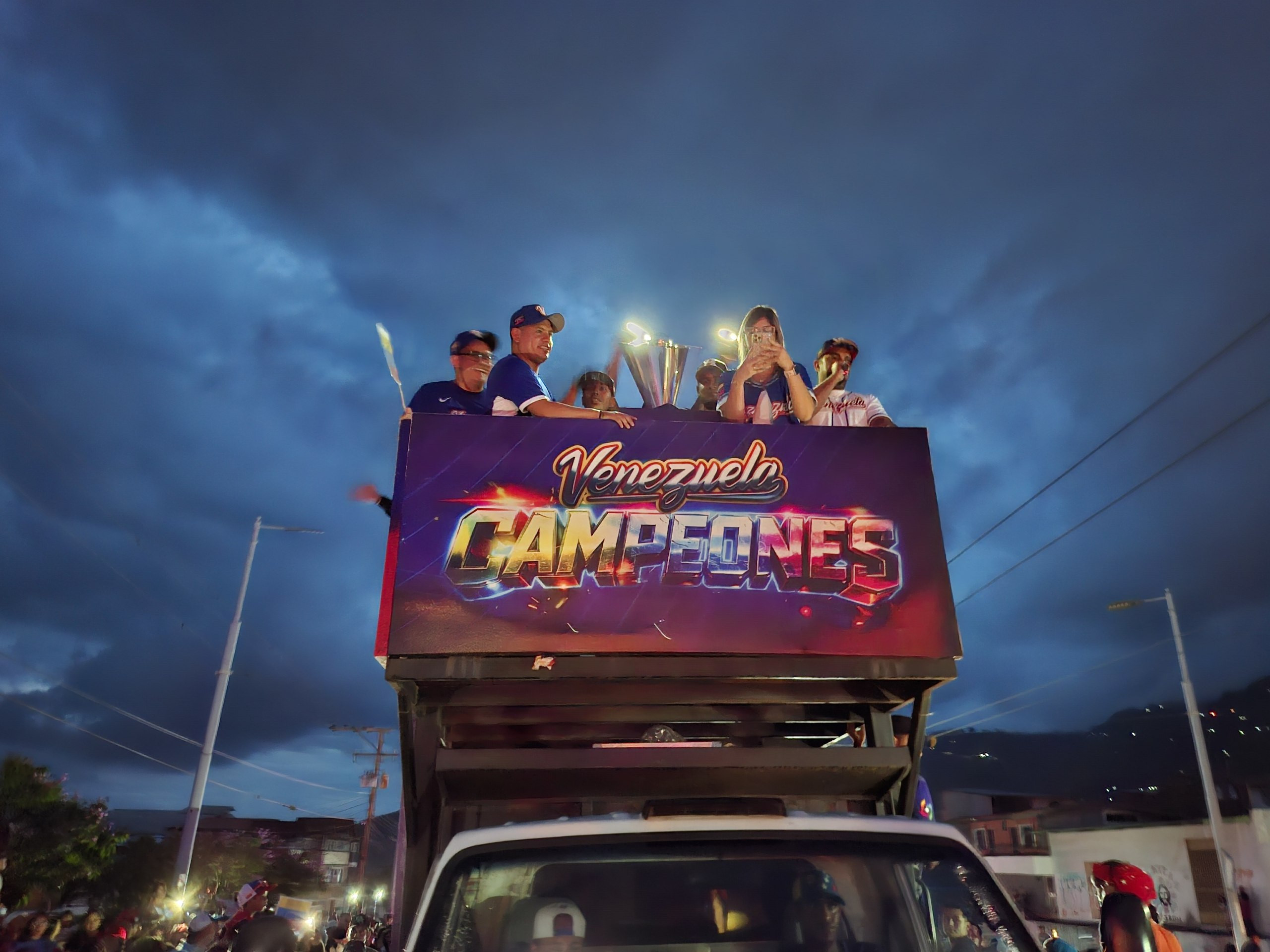 Diario Frontera, Frontera Digital,  Regionales, ,La pasión del béisbol unió a Mérida con el recorrido del Tour de la victoria