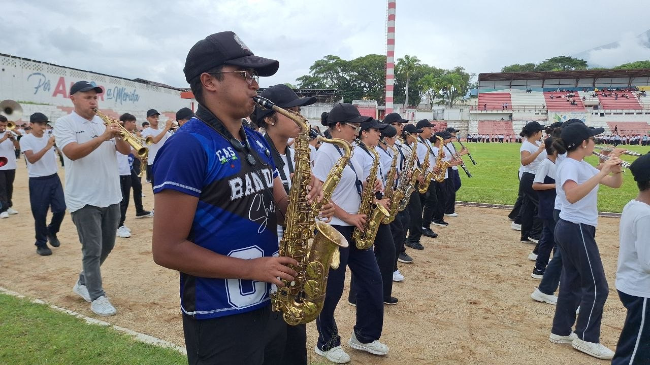 Diario Frontera, Frontera Digital,  Regionales, ,Mérida avanza hacia el récord mundial con primer ensayo regional de bandas