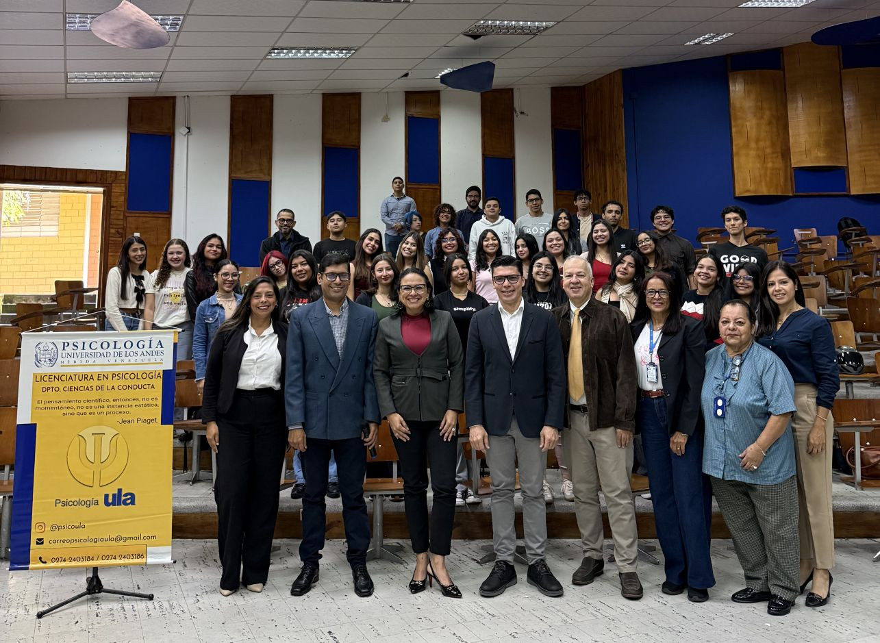 Diario Frontera, Frontera Digital,  Regionales, ,Bienvenidos los estudiantes de nuevo ingreso de la Licenciatura en Psicología, adscrita al departamento de Ciencias de la Conducta de la facultad de Medicina de la ULA. Foto: Prensa Apula,Dr. Virgilio Castillo Blanco acompañó bienvenida 
a estudiantes de nuevo ingreso de Psicología en la ULA