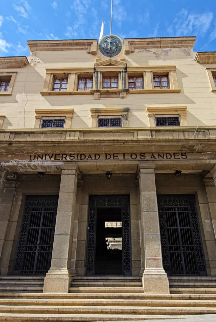 Diario Frontera, Frontera Digital,  Regionales, ,La Asociación de Profesores de la Universidad de Los Andes (Apula) manifestó su más profundo orgullo por este logro,ULA celebra triunfo del profesor Andrés Rojas 
en Premio Ramón J. Velásquez 2025