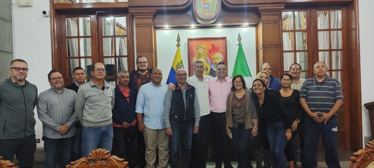 Diario Frontera, Frontera Digital,  El Vigía Panamericana, ,Se espera que la documentación definitiva sea entregada la próxima semana a la vicepresidenta ejecutiva, Delcy Rodríguez, para la posterior firma del decreto presidencial que oficialice la Zona Económica Especial,Proponen creación de Zona Económica Especial en Eje Panamericano