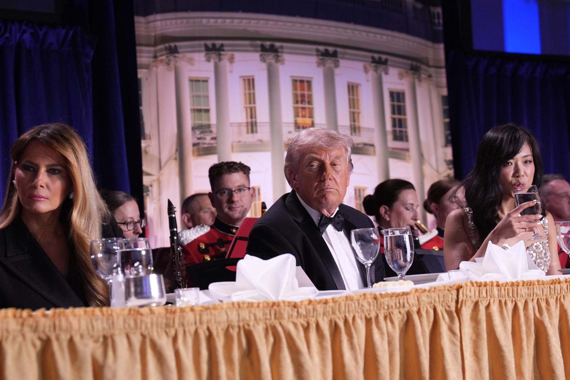 Diario Frontera, Frontera Digital,  Internacionales, ,Trump y varios de sus funcionarios fueron evacuados 
de una cena tras escuchar presuntos disparos