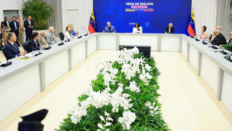 https://www.fronteradigital.com.ve/Declaran sesión permanente de diálogo laboral "hasta alcanzar consensos"